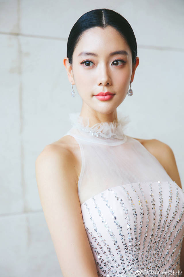 霓虹寡妇
